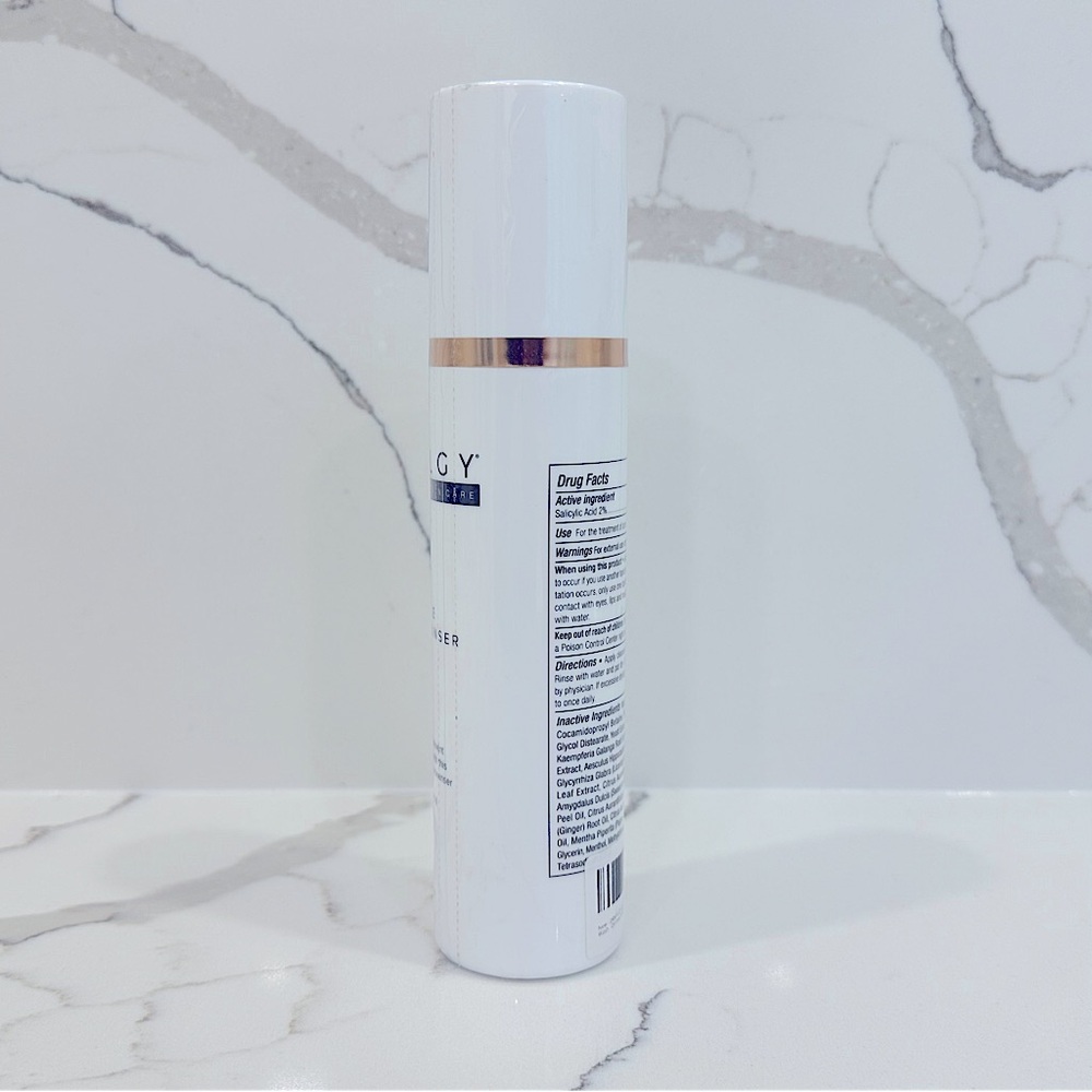 DRMTLGY Gentle Acne Cleanser - Picture 3 of 7